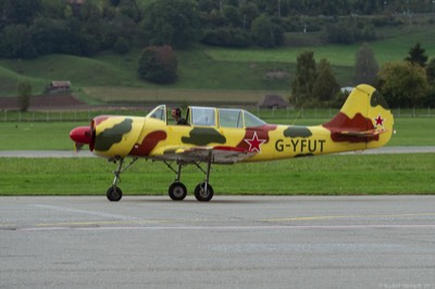 G-YFUT Yakowlew Yak-52